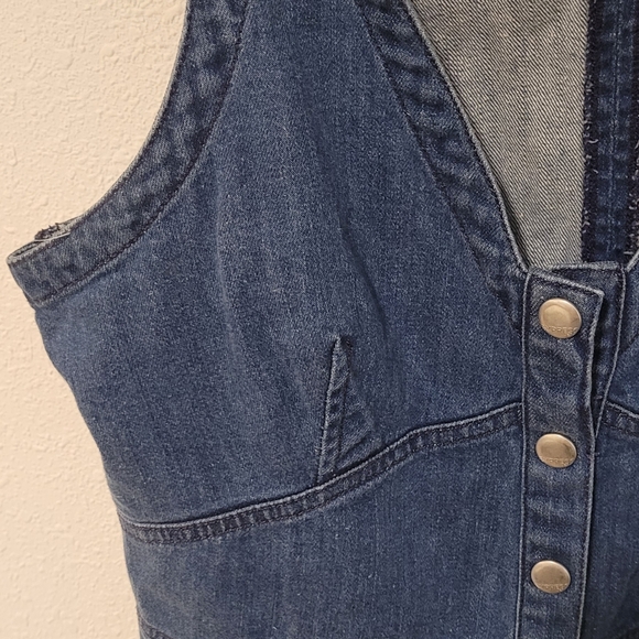 Express Light Blue Denim Apparel - Picture 4 of 7